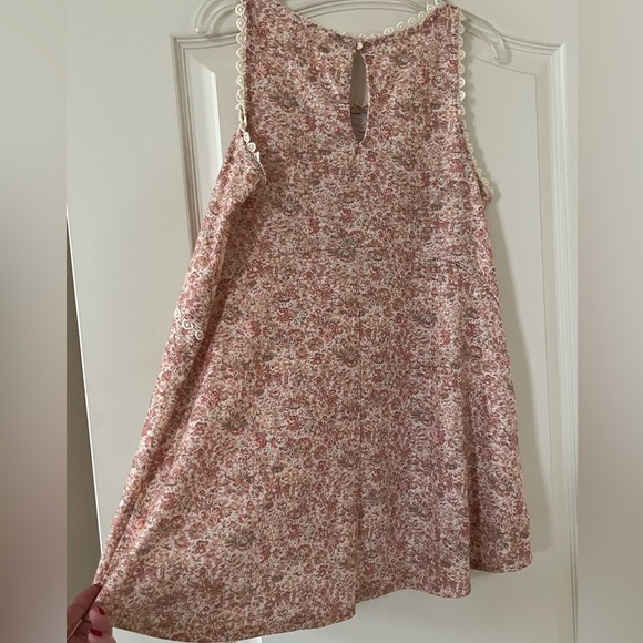 Lauren Conrad Floral Tank with Embroidery Detail Women’s Size Small - Picture 2 of 12